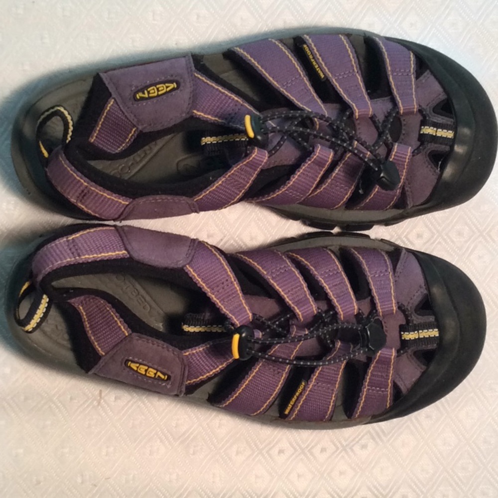 Keen- water shoes